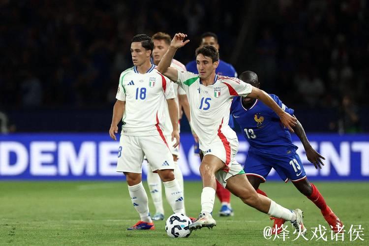欧国联-巴尔科拉闪电破门迪马尔科立功 意大利3-1力克法国