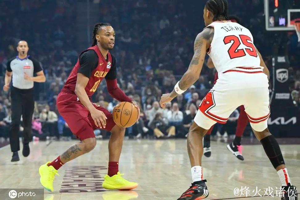 骑士狂胜公牛豪取14连胜 鹈鹕击败掘金终结5连败